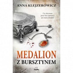 Medalion z bursztynem